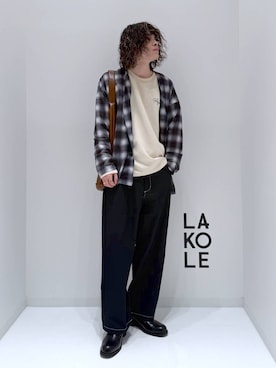 「LAKOLE（ラコレ）のアイテム（カーディガン/ボレロ）」を使った、まとまとさん（メンズ・175cm）の春コーディネート