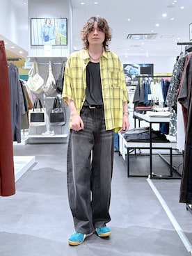 「LAKOLE（ラコレ）のTRチェック半袖シャツ / 1043140（シャツ/ブラウス、イエロー系）」を使った、まとまとさん（メンズ・175cm）の夏コーディネート