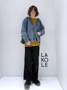 「LAKOLE（ラコレ）のアイテム（パーカー）」を使った、まとまとさん（メンズ・175cm）の冬コーディネート