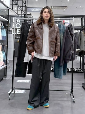 「アイテム（ムートンコート）」を使った、まとまとさん（メンズ・175cm）の冬コーディネート