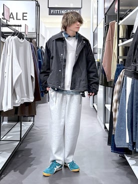 「LAKOLE（ラコレ）のアイテム」を使った、まとまとさん（メンズ・175cm）の春コーディネート