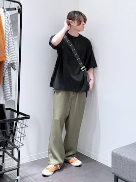 「LAKOLE（ラコレ）のアイテム（Tシャツ/カットソー）」を使った、まとまとさん（メンズ・175cm）の夏コーディネート