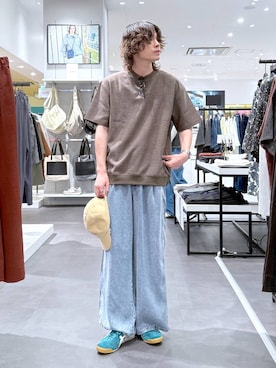 「LAKOLE（ラコレ）のメランジウーブン半袖T / 1050806（Tシャツ/カットソー、ブラウン系）」を使った、まとまとさん（メンズ・175cm）の夏コーディネート