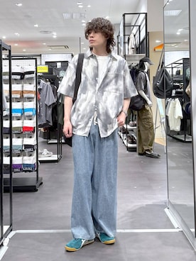 「LAKOLE（ラコレ）のベーシックノースリーブ / 652943（タンクトップ、ホワイト系）」を使った、まとまとさん（メンズ・175cm）の春コーディネート
