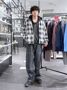 「LAKOLE（ラコレ）のアイテム」を使った、まとまとさん（メンズ・175cm）の秋コーディネート