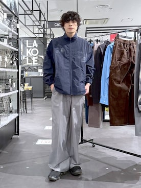 「LAKOLE（ラコレ）のアイテム」を使った、まとまとさん（メンズ・175cm）の秋コーディネート