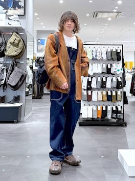「アイテム（カーディガン/ボレロ、ブラウン系）」を使った、まとまとさん（メンズ・175cm）の冬コーディネート