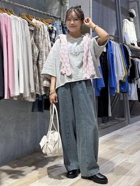 「LEPSIM（レプシィム）の2WAYベルト厚底サボ　578034（サンダル、ブラック系）」を使った、yuuさん（レディース・160cm）の春コーディネート