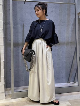 「LEPSIM（レプシィム）の異素材フリルBIGT　242843（Tシャツ/カットソー、ブラック系）」を使った、yuuさん（レディース・160cm）の夏コーディネート