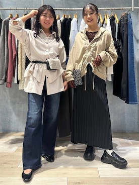 「LEPSIM（レプシィム）のスニーカーローファー　1042668（ローファー、ブラック系）」を使った、yuuさん（レディース・160cm）の夏コーディネート