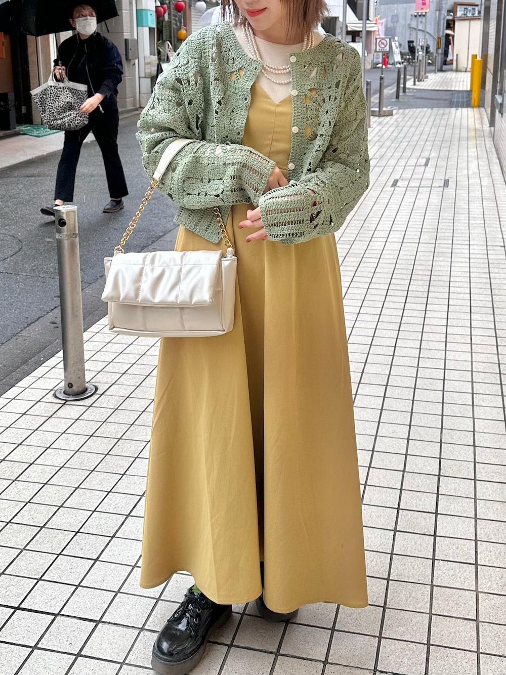 「カラーコーデ、キャミワンピ、おしゃれさんと繋がりたい、春コーデ、春、低身長、ワンピース、マスタード、クロシェ、おでかけコーデ、お洒落さんとつながりたい、大人ガーリー、プチプラ、ootd、ゆるコーデ」｜「instagramのアイテム（その他、その他）」を使った、🧸🎈さん（レディース・151cm）の春コーディネートの1枚目の写真
