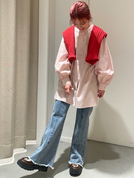 「RETRO GIRL（レトロガール）のフレアパンツ（デニムパンツ）」を使った、🧸🎈さん（レディース・151cm）の冬コーディネート