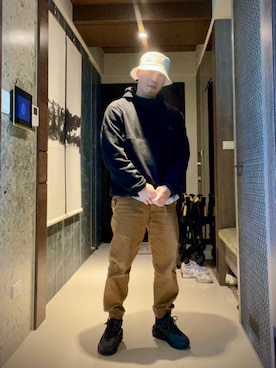 「PUMA（プーマ）のアイテム（帽子）」を使った、Shawn Hoさん（メンズ・170cm）の冬コーディネート