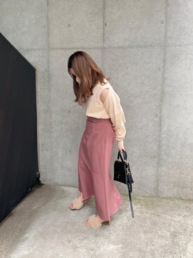 「Cheek（チーク）のアイテム（スカート）」を使った、seiさん（レディース・146cm）の秋コーディネート
