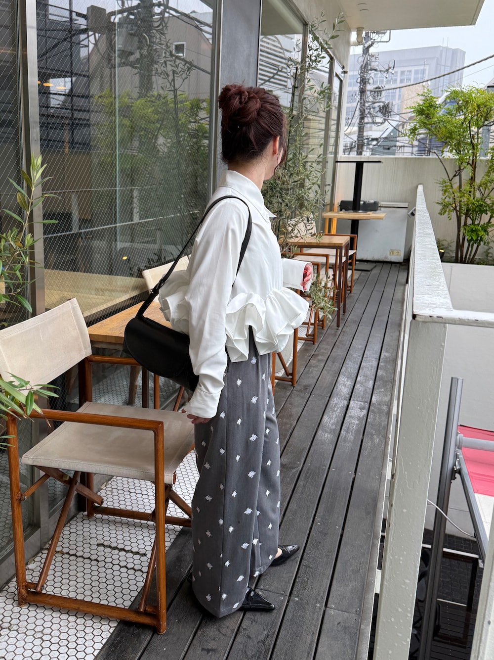 olu. フラワータックスラックス