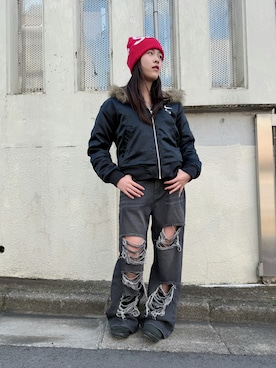 「ダメージデニムパンツ」｜ Rey さん（レディース・151cm）の冬コーディネート