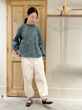 「chambre de charme（シャンブルドゥシャーム）のアイテム（パンツ）」を使った、Malle chambre de charmeさん（レディース・162cm）の秋コーディネート