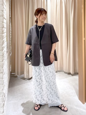 「FREE'S MART（フリーズマート）のアイテム（ノーカラージャケット）」を使った、MEIさん（レディース・163cm）の夏コーディネート
