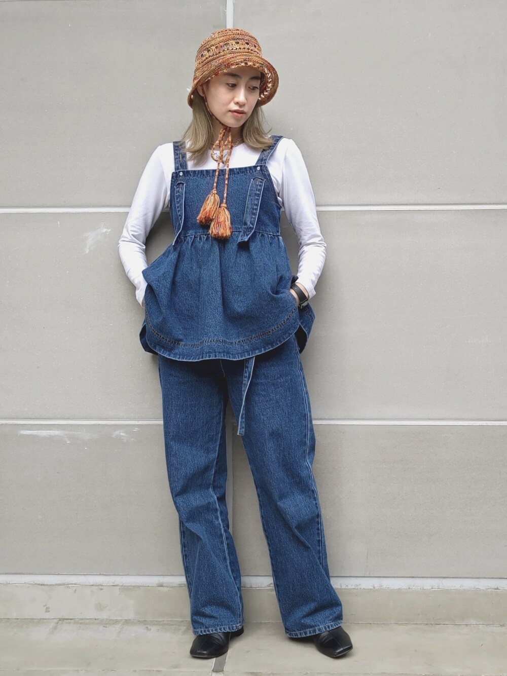 サロペット・オーバーオール・オールインワン AMERI frill denim set up Ameri（アメリ）の「FRILL DENIM SET UP（つなぎ/オールインワン