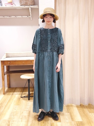 「TSUHARU by Samansa Mos2（ツハルバイサマンサモスモス）のタッセルサンダル（ドレスシューズ）」を使った、かえでさん（レディース・156cm）の夏コーディネート