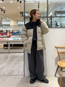 「リバーシブル」｜「アイテム（スラックス）」を使った、seinoooさん（レディース・160cm）の冬コーディネート
