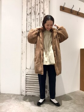 「白ソックス」｜「アイテム（その他アウター）」を使った、seinoooさん（レディース・160cm）の冬コーディネート