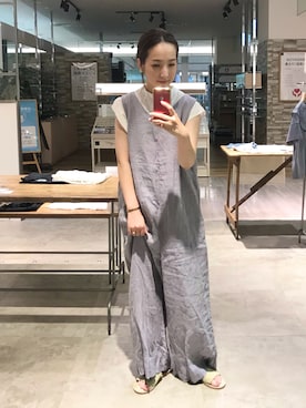 「白ブラウス」｜「アイテム（オールインワン・サロペット）」を使った、seinoooさん（レディース・160cm）の夏コーディネート
