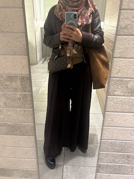 「アイテム（マフラー、その他）」を使った、Fashion junky  さん（レディース・160cm）の秋コーディネート