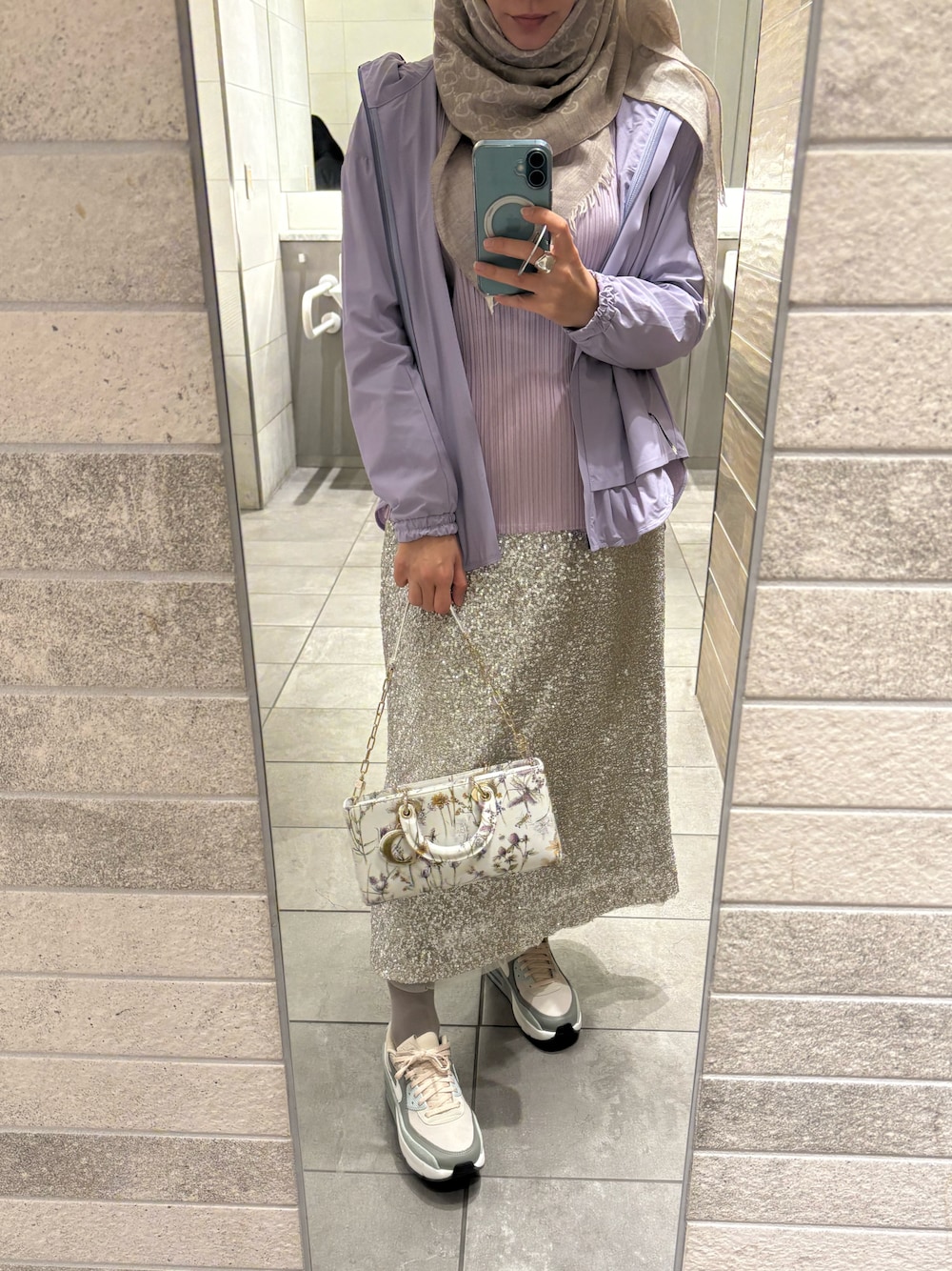Fashion junky  さんの（LOUNIE）を使ったコーディネートの1枚目の写真