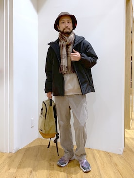 「アイテム（ハット、ブラウン系）」を使った、NAKAJI_BFさん（メンズ・174cm）の冬コーディネート