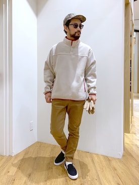「BAYFLOW(BAYFLOW)」｜「アイテム（スリッポン）」を使った、NAKAJI_BFさん（メンズ・174cm）の冬コーディネート