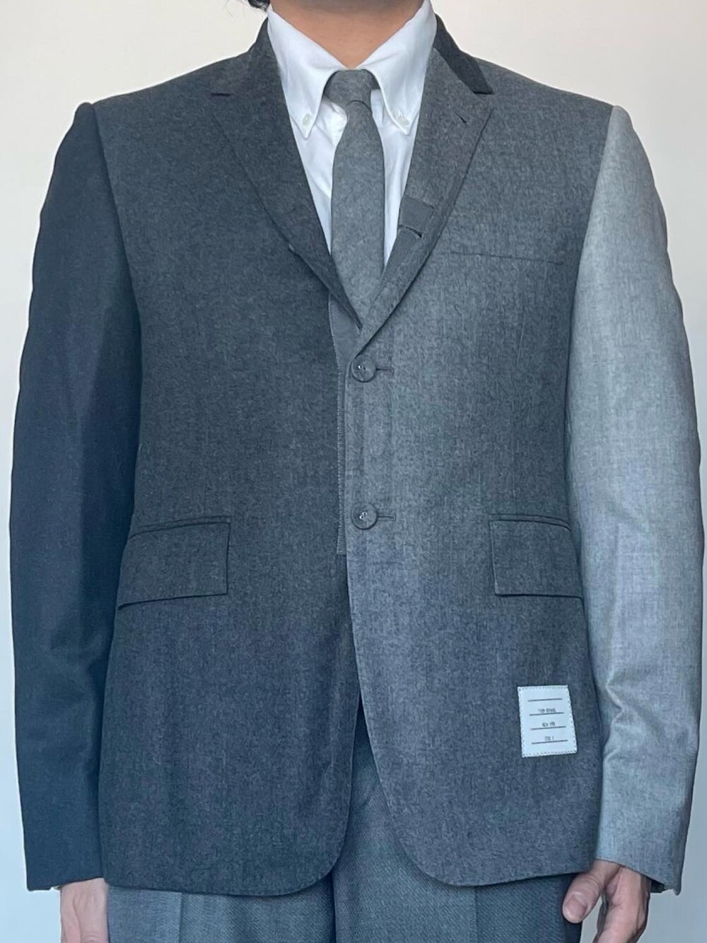 トムブラウン 120s グレースーツ トム・ブラウンがグレースーツにこだわる理由 | GQ JAPAN