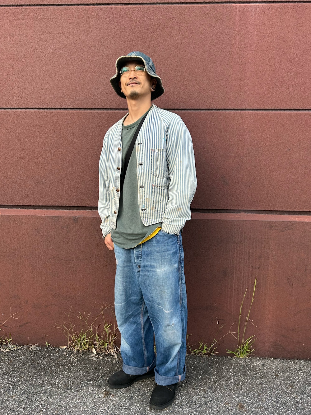 「デニム、秋コーデ、古着、古着コーデ、ヴィンテージ、30代コーデ、40代ファッション、エンジニアジャケット、ペインターパンツ、ダブルフェイス、古着MIX」｜「m-37のアイテム（ハット、ブルー系）」を使った、アイアンビンテージさん（メンズ・170cm）の秋コーディネートの1枚目の写真