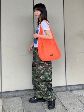 「アイテム（トートバッグ、オレンジ系）」を使った、bprbeamsさん（レディース・158cm）の秋コーディネート