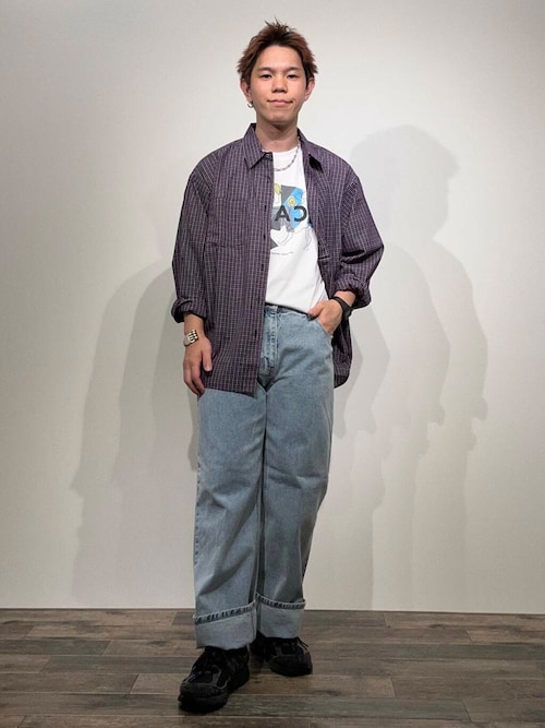 ストレートデニムパンツ