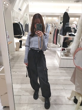 「アイテム（カーゴパンツ）」を使った、あかりさん（レディース・152cm・10代）の秋コーディネート