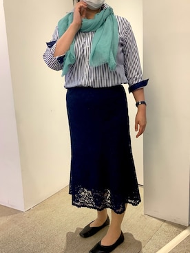 「アイテム（ストール/ショール）」を使った、Echikafit東京さん（レディース・163cm）の春コーディネート