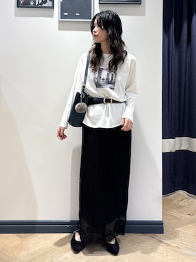 「grove（グローブ）の【1枚着でも重ね着でも〇】大人カジュアル プリントアソートロンT（Tシャツ/カットソー、ホワイト系）」を使った、ayakaさん（レディース・158cm）の秋コーディネート