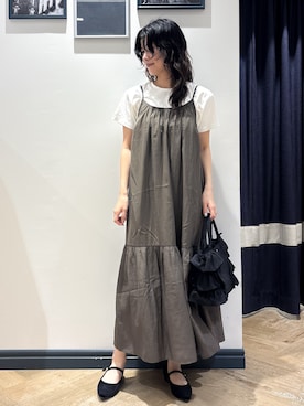 「grove（グローブ）の【遮熱／吸水速乾／接触冷感／UVカット】ベーシックロゴTシャツ（Tシャツ/カットソー、ホワイト系）」を使った、ayakaさん（レディース・158cm）の夏コーディネート