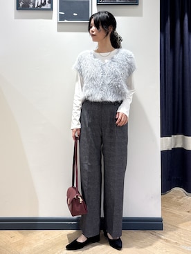 「grove（グローブ）のロングフェザーベスト（ニット/セーター、グレー系）」を使った、ayakaさん（レディース・158cm）の秋コーディネート