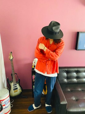 「Dickies（ディッキーズ）のアイテム（チノパンツ、ブルー系）」を使った、tarさん（メンズ・174cm）の春コーディネート