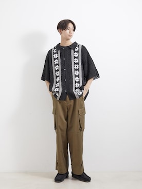「JUNRED（ジュンレッド）のアイテム（カーゴパンツ）」を使った、岸　悠太さん（メンズ・182cm）の春コーディネート