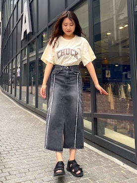 「CHUCK（チャック）のアイテム」を使った、ALAND JAPANさん（レディース・167cm）の夏コーディネート