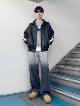 「V2（ブイツー）のアイテム」を使った、ALAND JAPANさん（メンズ・178cm）の春コーディネート