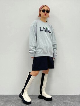 「LMCのアイテム（スウェット）」を使った、ALAND JAPANさん（レディース・164cm）の秋コーディネート