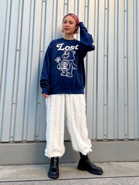 「LMCのアイテム（スウェット）」を使った、ALAND JAPANさん（レディース・164cm）の秋コーディネート