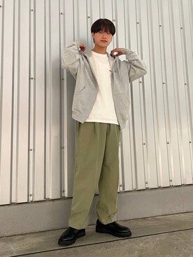 「LMCのアイテム（パーカー）」を使った、ALAND JAPANさん（メンズ・172cm）の秋コーディネート