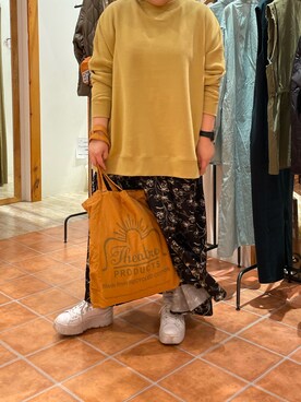 「シアタープロダクツ(THEATRE PRODUCTS)」｜「アイテム（スウェット）」を使った、なかじさん（レディース・158cm）の秋コーディネート