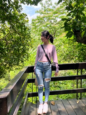 「Reebok（リーボック）のアイテム（スニーカー、ホワイト系）」を使った、Winnieさん（レディース・155cm）の春コーディネート
