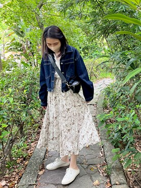 「Ajpeaceのアイテム（スカート、ホワイト系）」を使った、Winnieさん（レディース・155cm）の春コーディネート